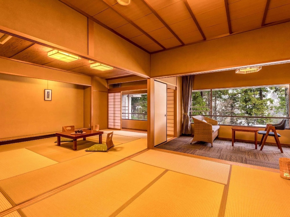 Superior Japanese-Style Triple Room - Indoor Bath - Non-Smoking photo 1