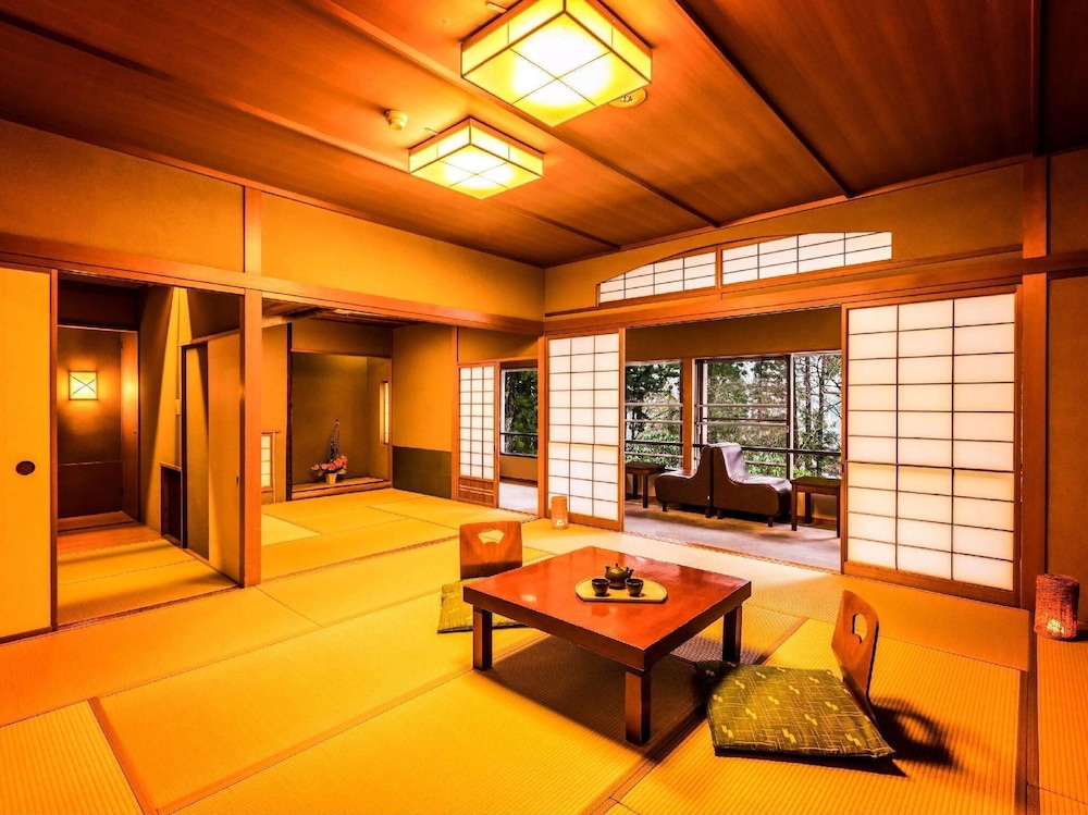 Superior Japanese-Style Triple Room - Shared Bathroom - Non-Smoking photo 1