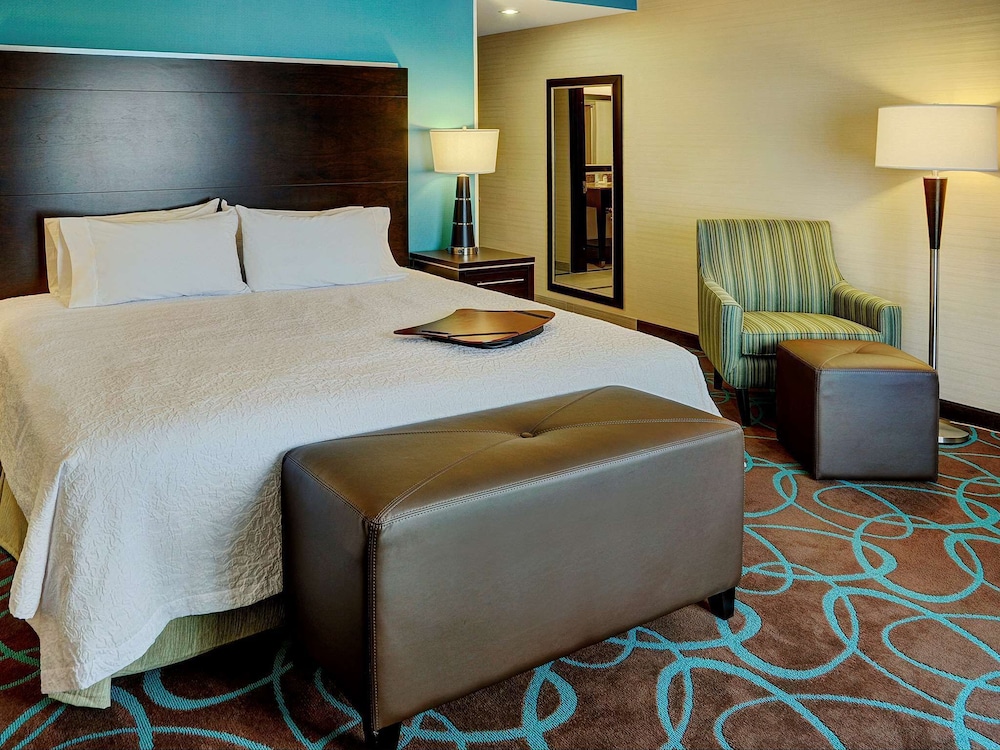 Standard Room, 1 King Bed