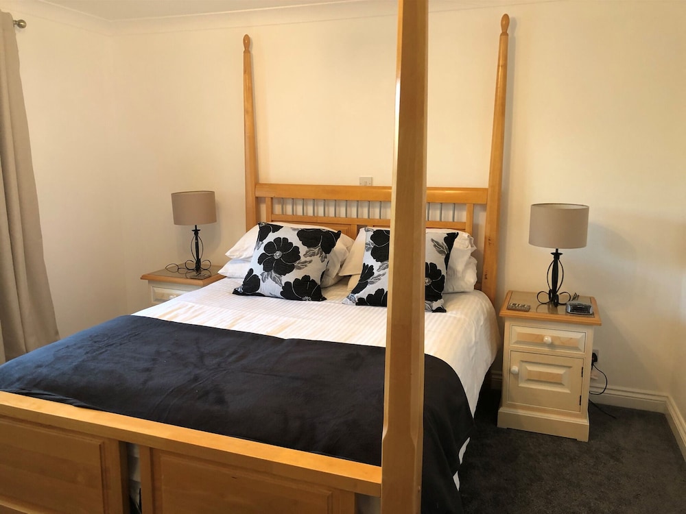 Standard Apartment, Multiple Beds, Non Smoking, Garden View photo 1
