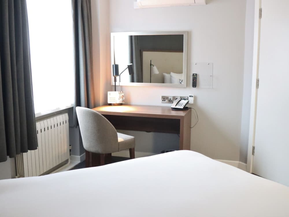Premium Room - Photo 7