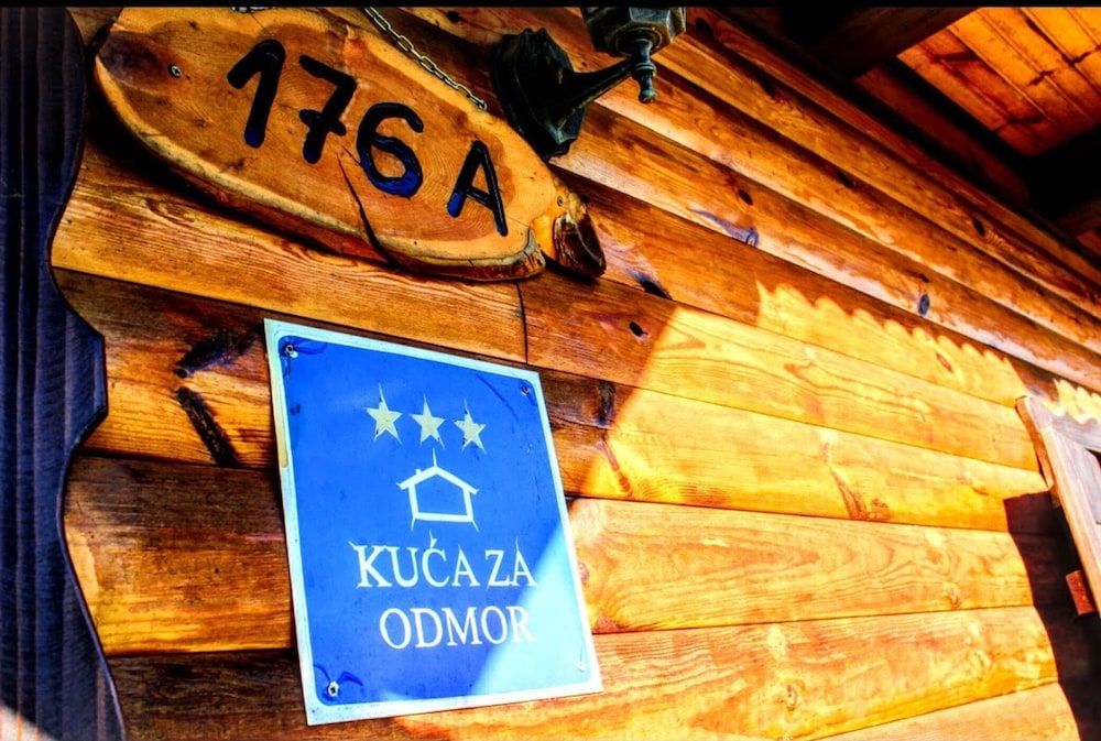 House (Holida Home Šegota)