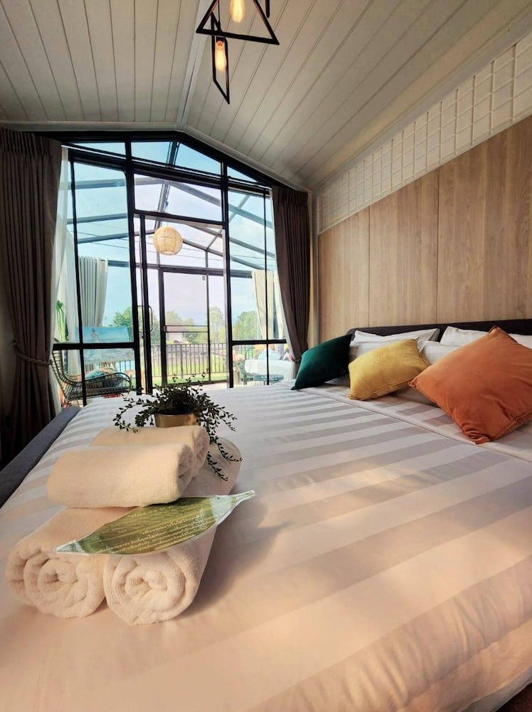 Premier Double Room - Photo 10