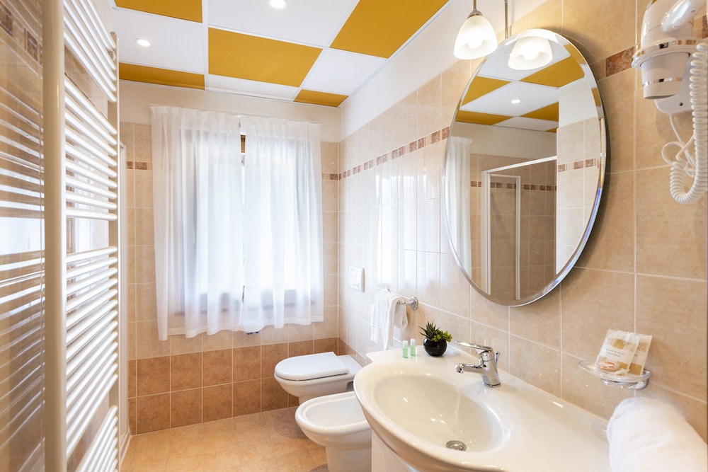 Junior Suite, Kitchenette photo 3