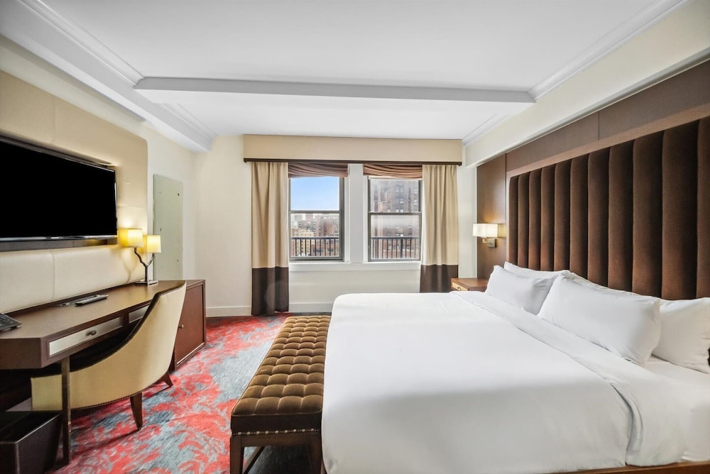 1 King Bed Standard Room