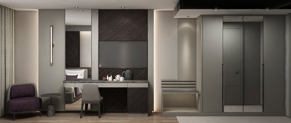 Standard Room, 1 Double Bed, City View photo 2