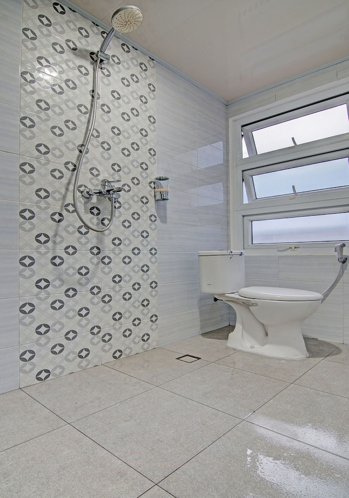 Economy Suite photo 2