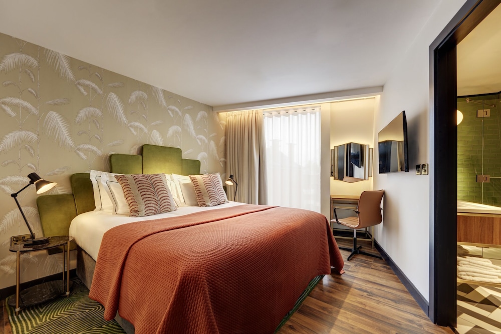 Superior Studio Suite photo 2