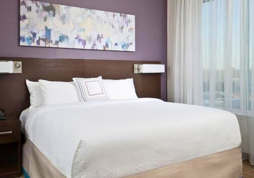Suite, 1 Bedroom (Mobility Accessible, Tub)