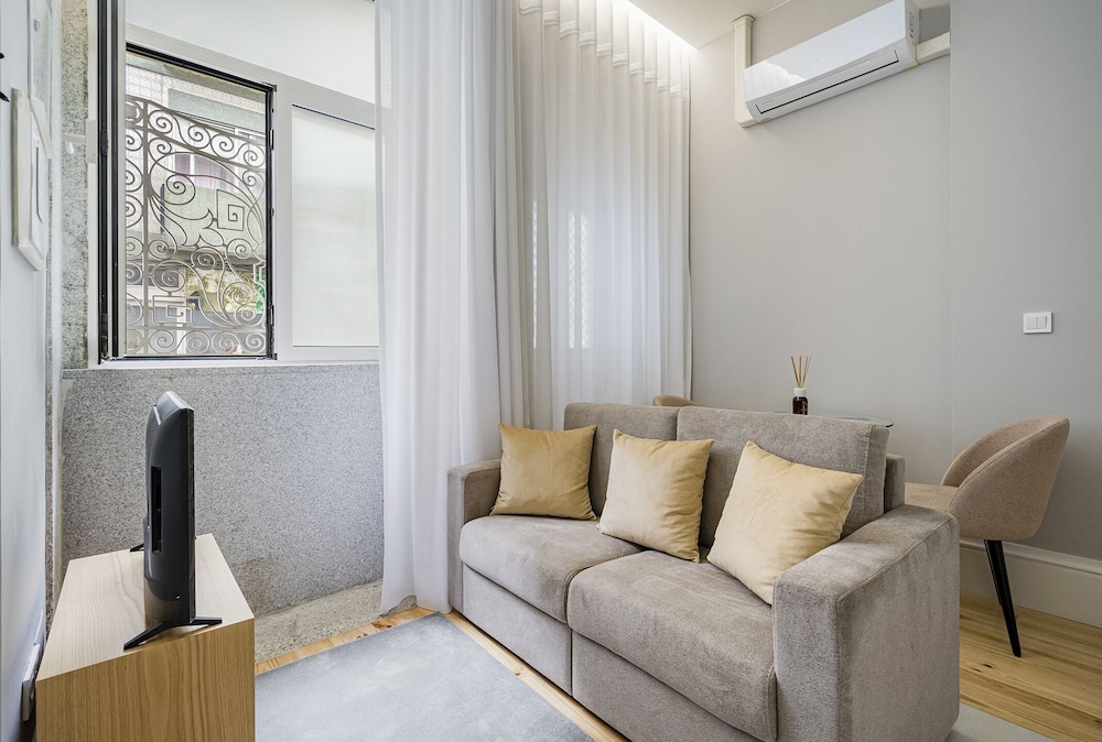 Basic Apartment