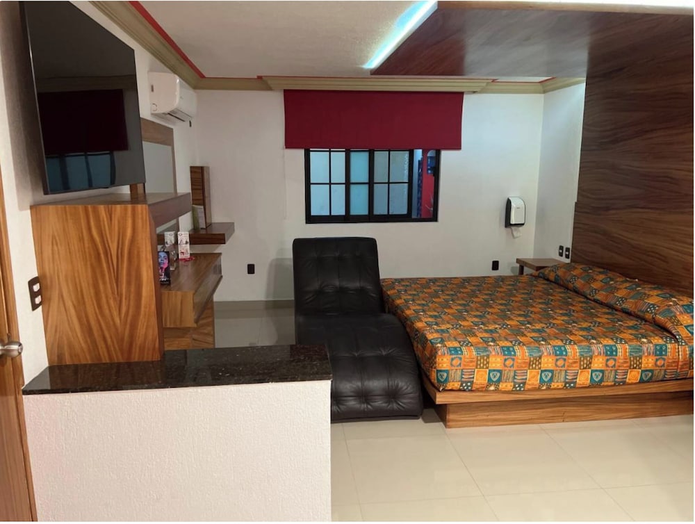 Standard Room, City View photo 1