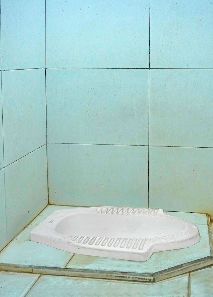 Basic Double Room photo 2