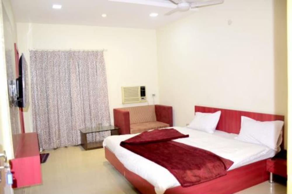 Deluxe Room - Photo 4