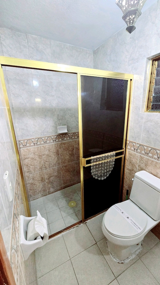 Comfort Quadruple Room, 5 Bedrooms photo 3