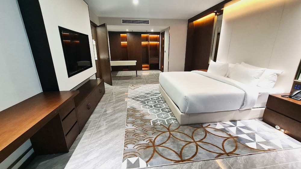 One bedroom suite - Photo 2
