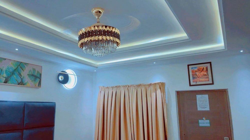 Comfort Room photo 2