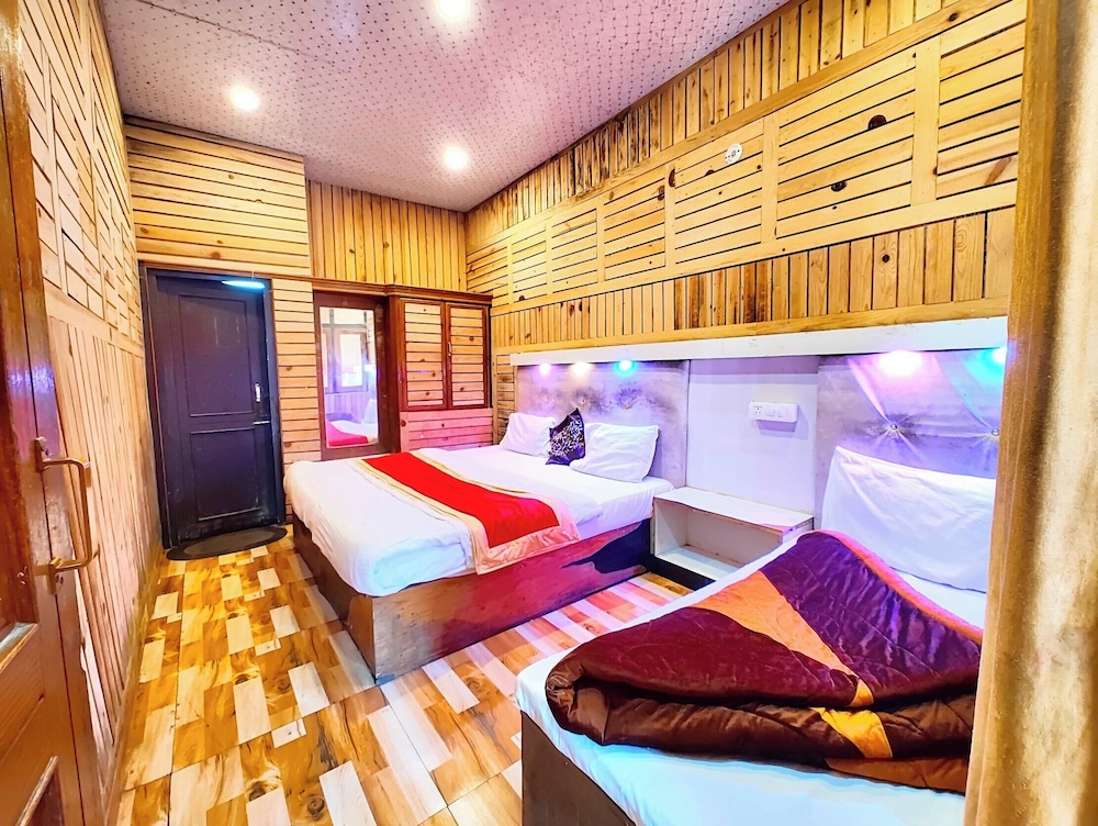 Deluxe Quadruple Room photo 1