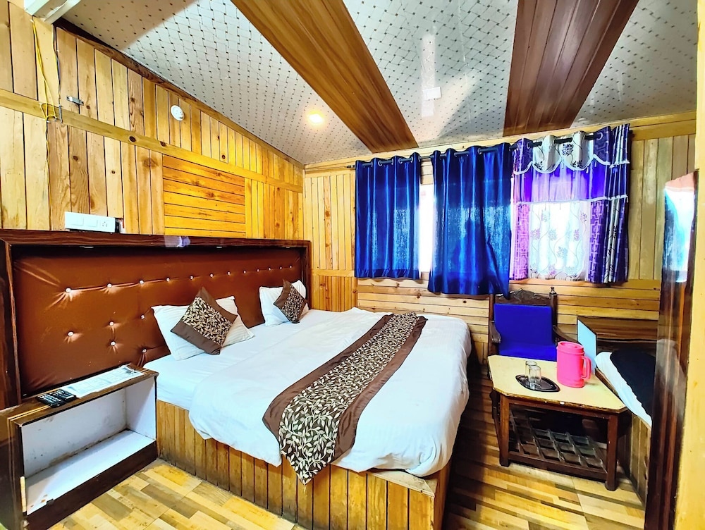 Deluxe Double Room, Multiple Beds photo 1