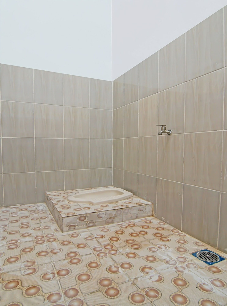 Economy Double Room photo 2