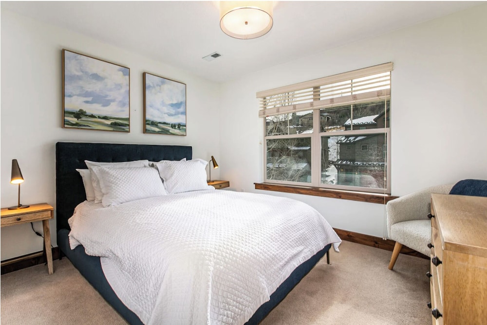 Luxury House, 4 Bedrooms photo 3