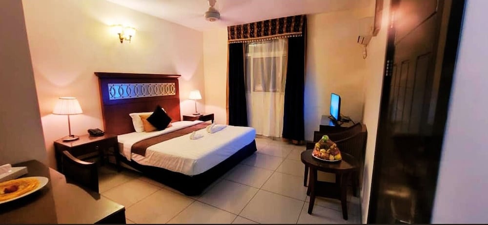 Economy Room