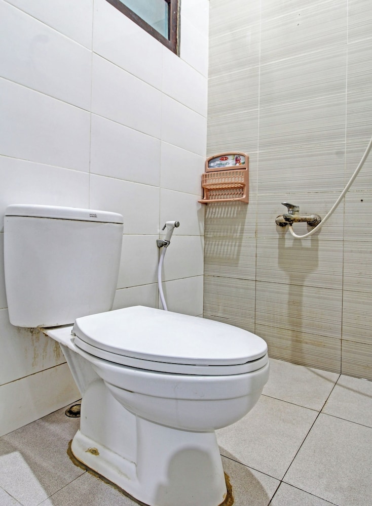 Twin Room - Photo 9