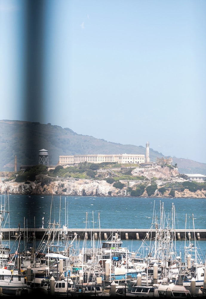 Suite (Alcatraz) thumbnail 5