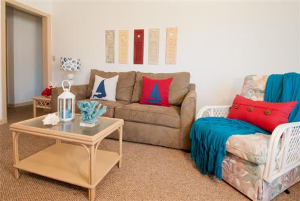 Suite, 1 King Bed With Sofa Bed, Accessible, Partial Ocean View photo 3