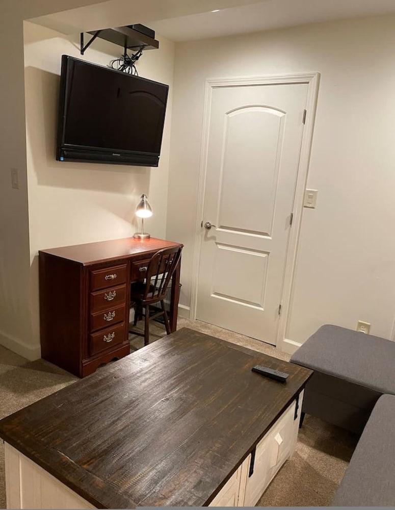 Apartment photo 1