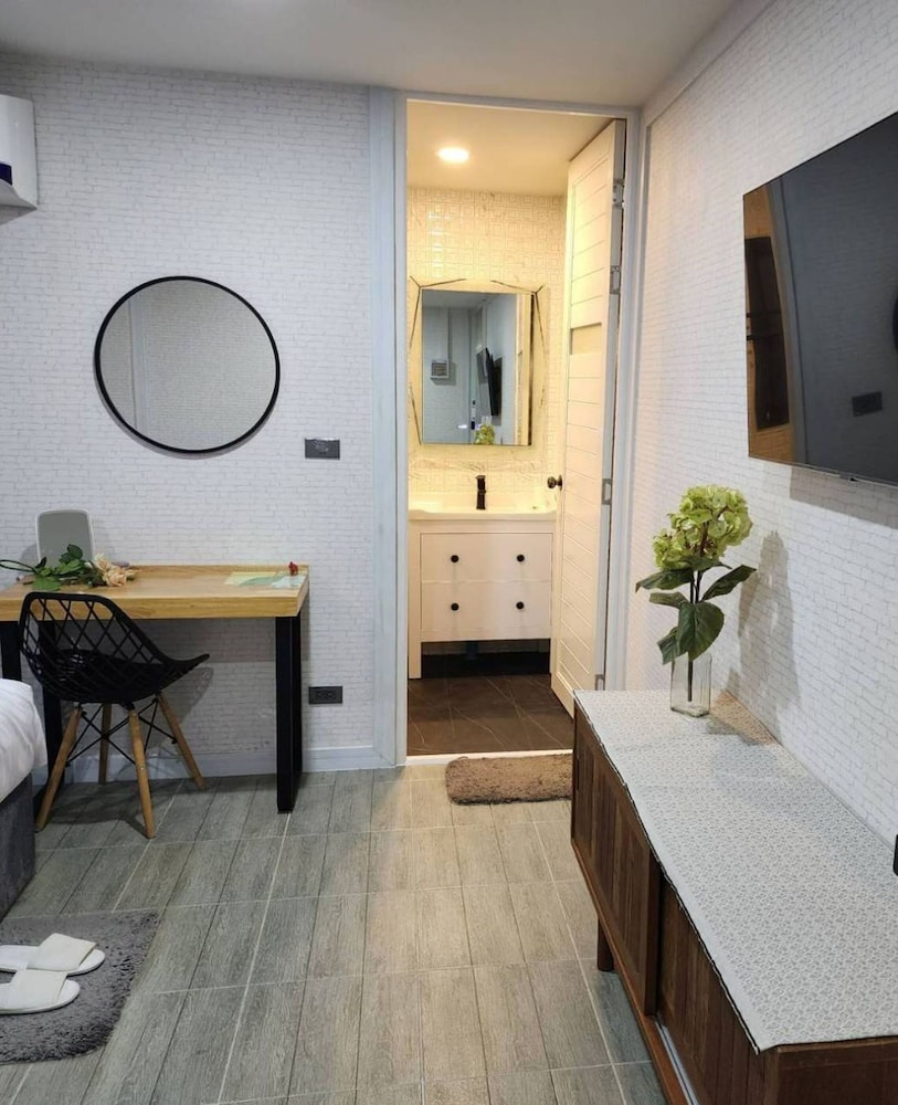 Deluxe Double Room - Photo 1
