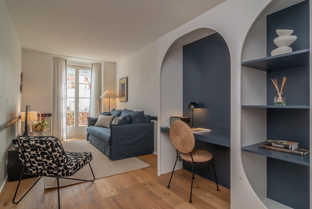 Standard Apartment