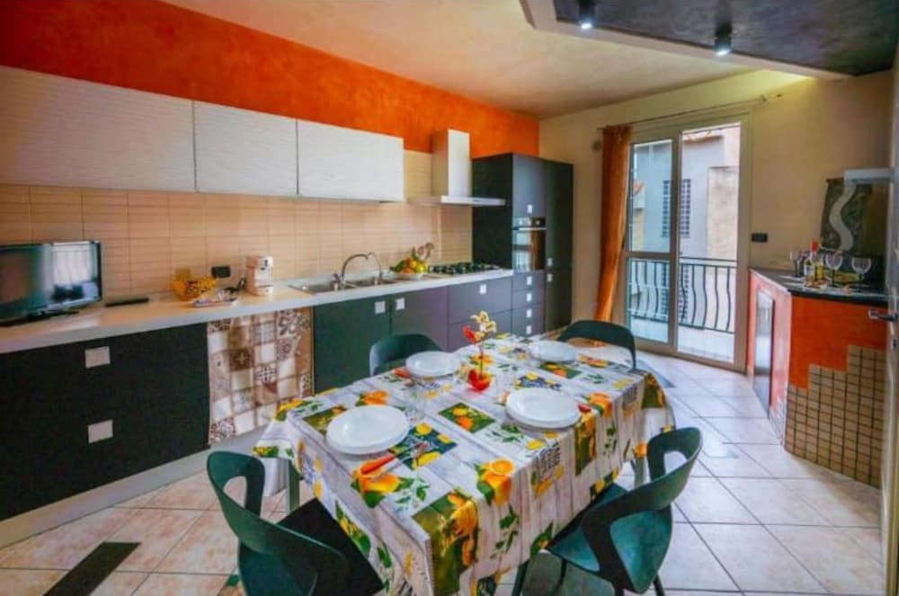 Apartment, 2 Bedrooms, Smoking, Balcony