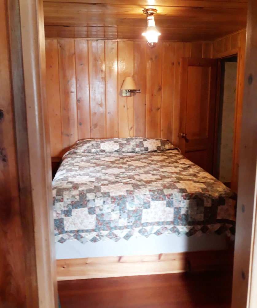 Cabin #1 photo 1