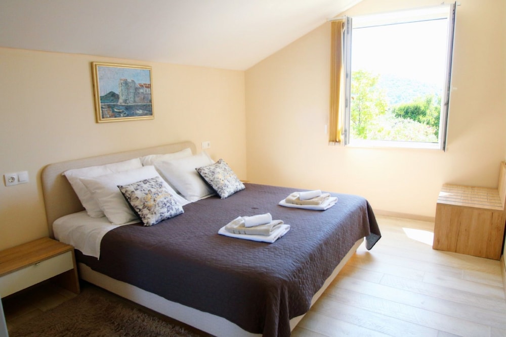 Apartment (Two Bedroom Apartment with Balcony) photo 1