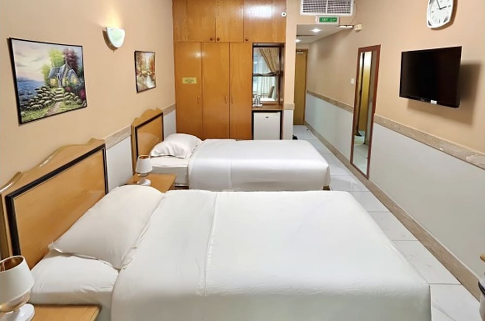 Standard Double Room, 2 Twin Beds photo 2
