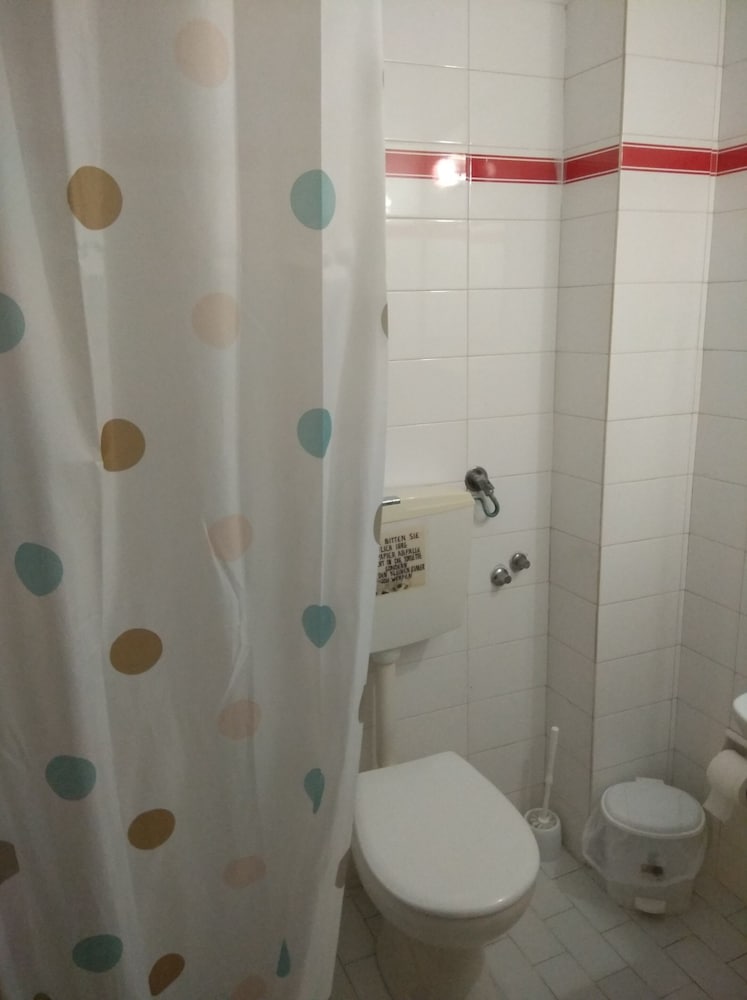 Triple Room (2 adults +1 child) photo 3