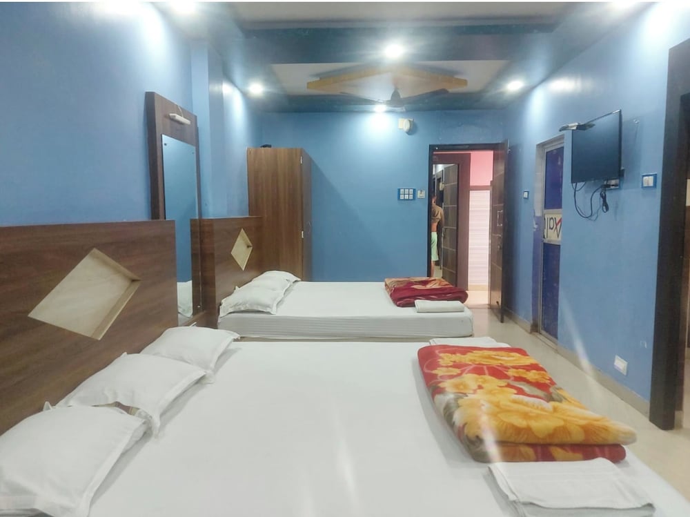 Deluxe Quadruple Room, Air conditioning photo 2