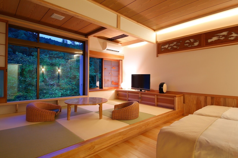 Premium Room, Garden View, White (Kiju) photo 2