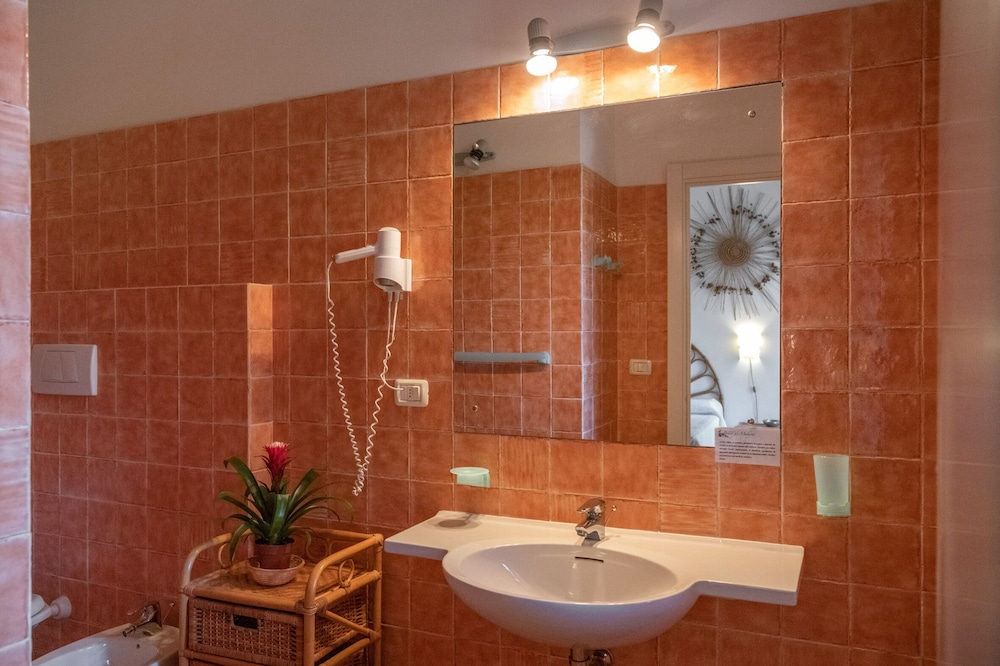 Double Room Single Use photo 3