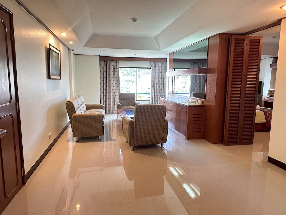 Honeymoon Room - Photo 7