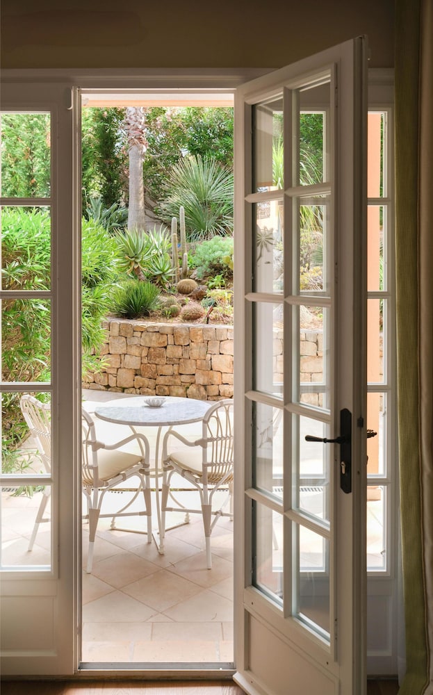 Suite, Garden View - Photo 3