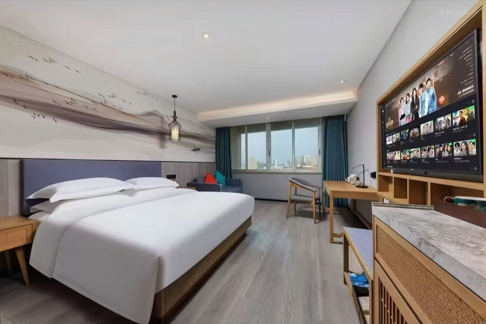 Superior Double Room, City View