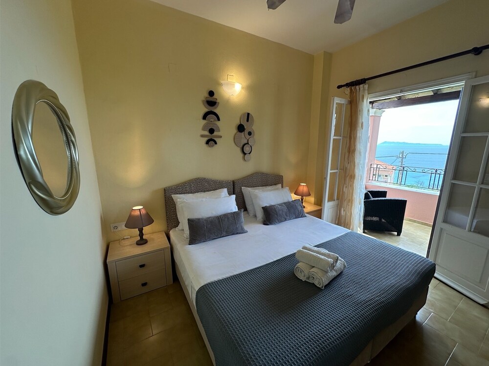 Romantic Double or Twin Room with Seaview
