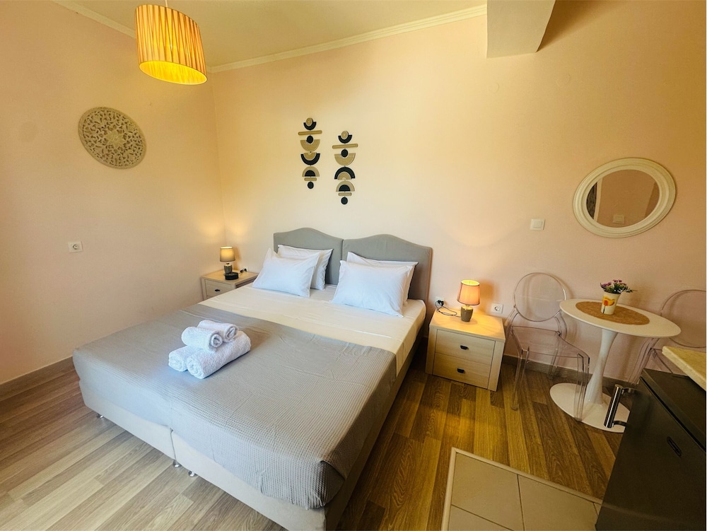 Basic Double Room