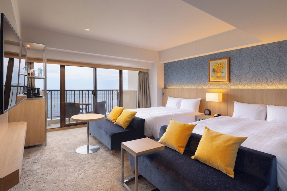 Van Gogh's sunflower Room TypeB, Main Tower, Non-Smoking, 37sqm, Ocean View