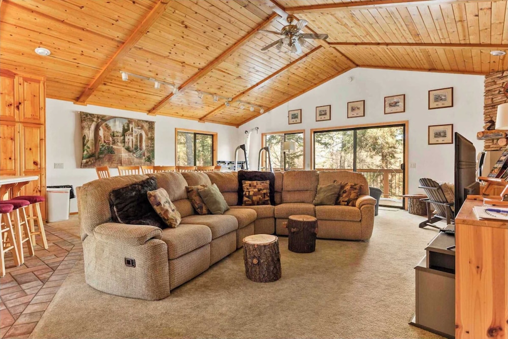 House, Multiple Beds, Patio, Mountain View (Hunter's Retreat) photo 3