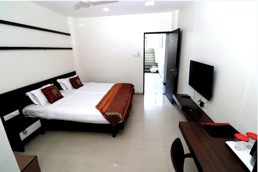 Executive Double Room, City View photo 2
