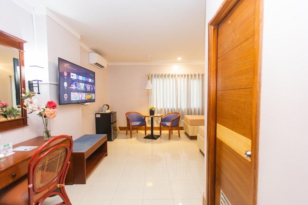 Executive Room - Photo 2