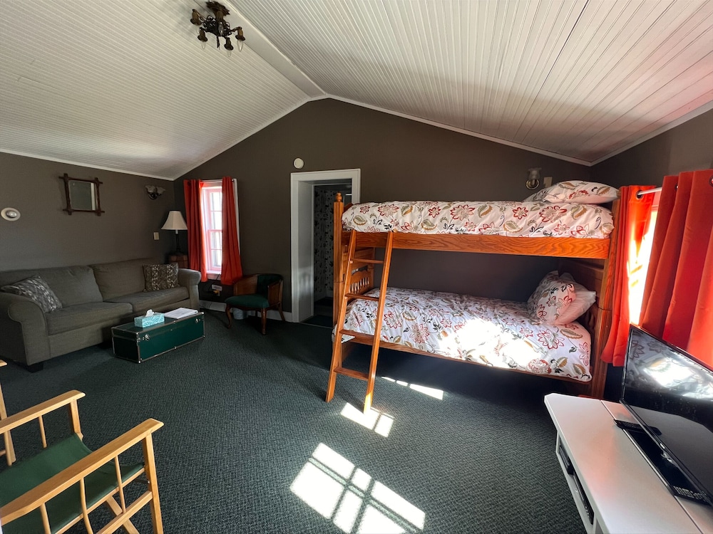Standard Cottage, 1 Bedroom, Non Smoking, Garden Area (Hollyhock Cottage, Kitchen)