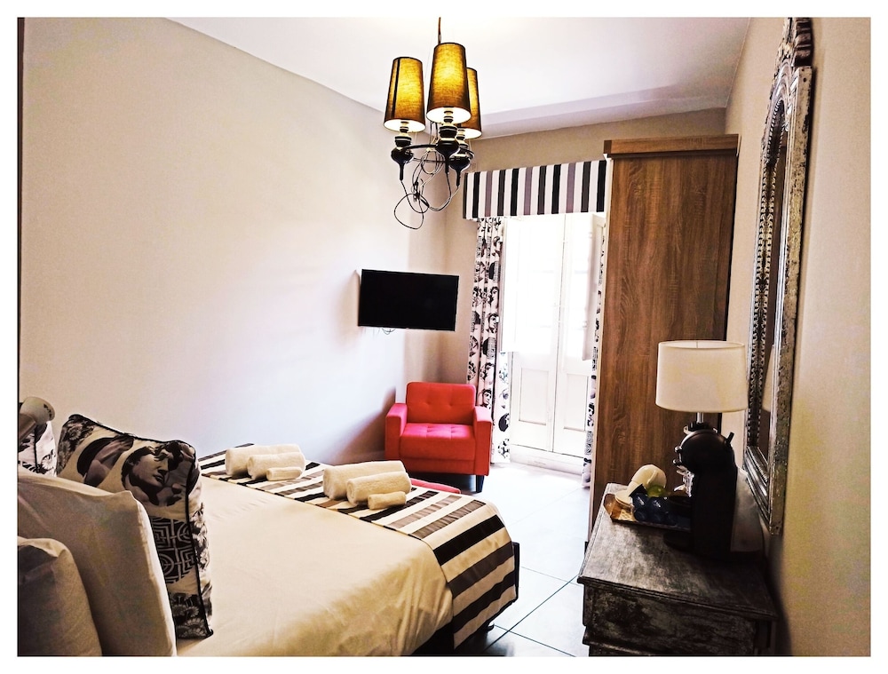 Economy Double Room (Rabat) photo 2